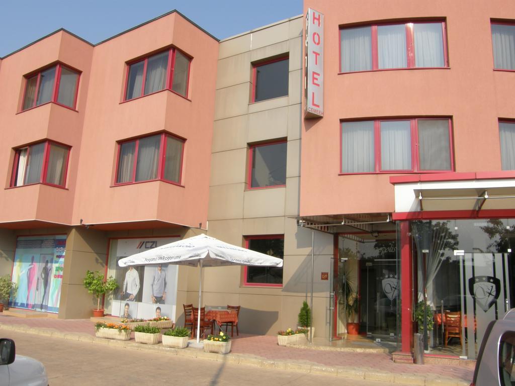 Philippopolis Hotel Plovdiv Buitenkant foto